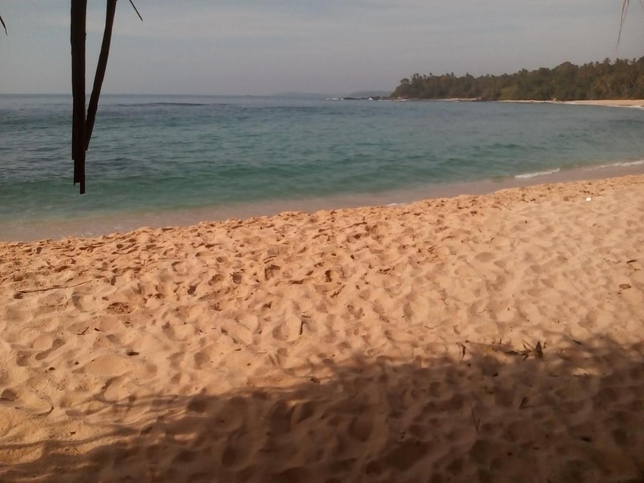 Sandhara Home Stay Tangalle Exteriör bild