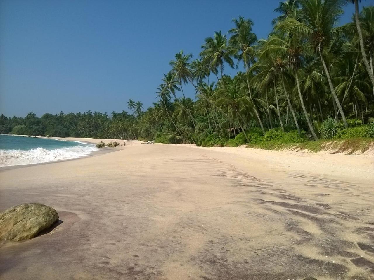 Sandhara Home Stay Tangalle Exteriör bild