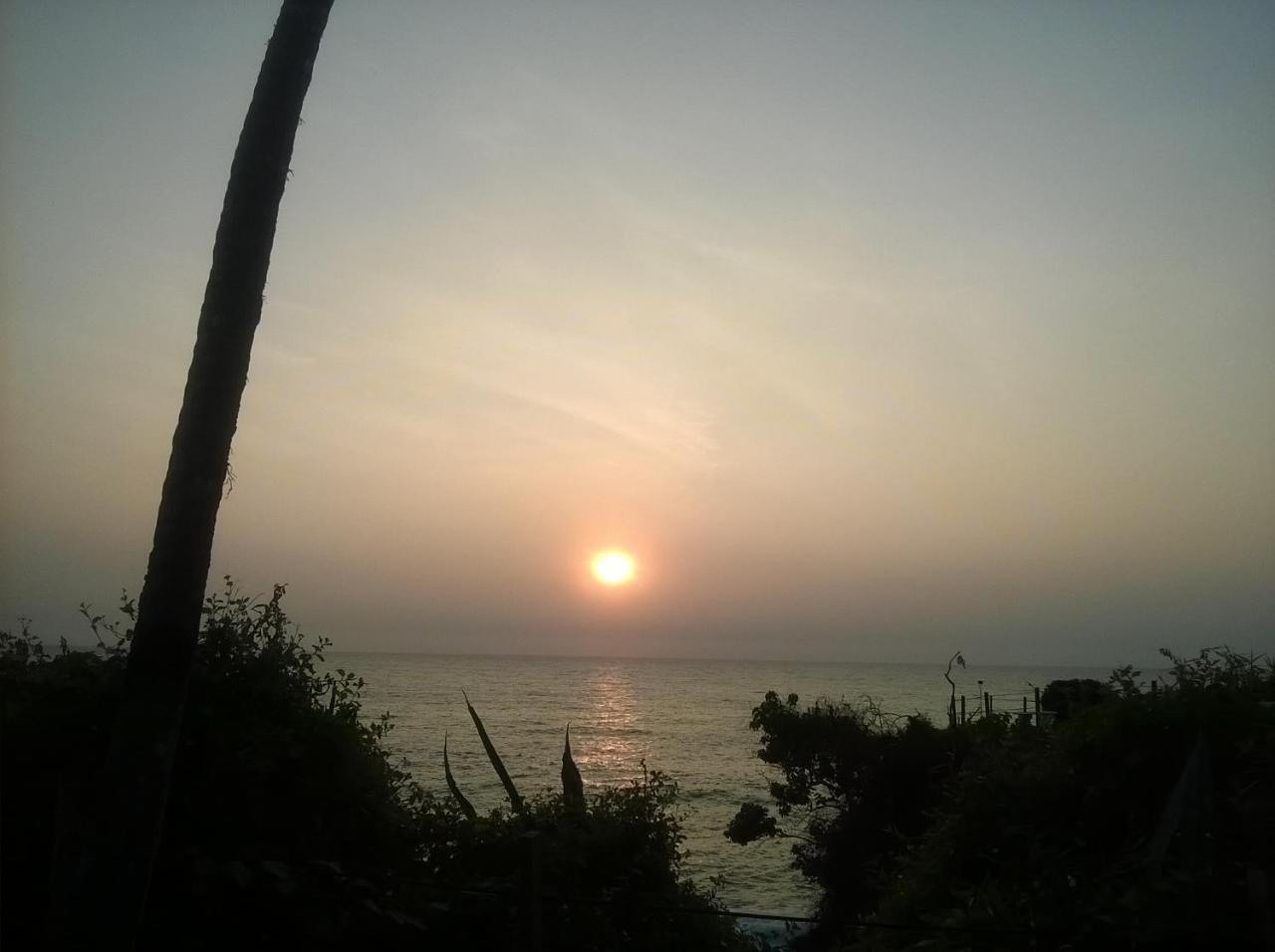 Sandhara Home Stay Tangalle Exteriör bild