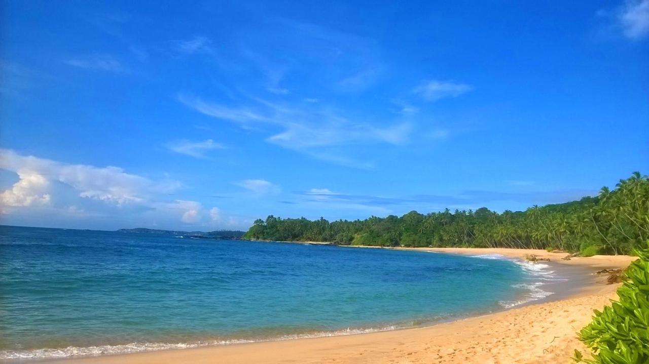 Sandhara Home Stay Tangalle Exteriör bild